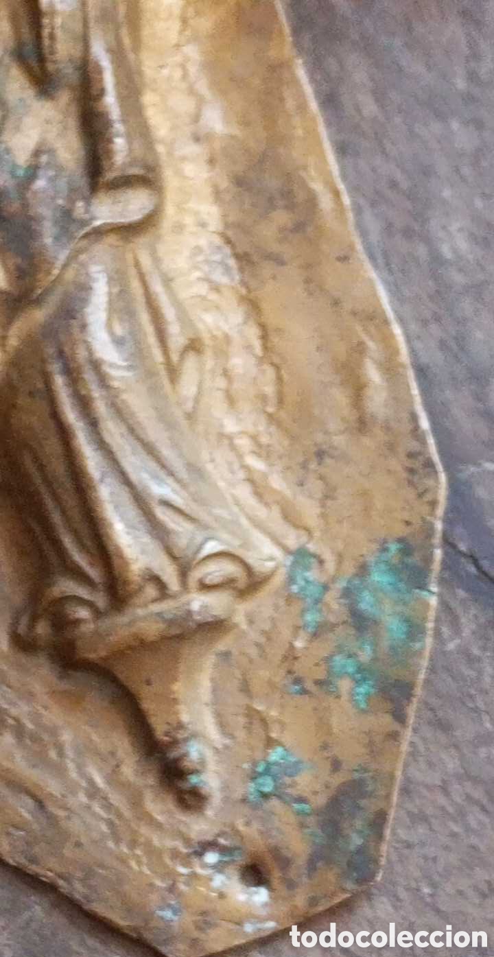 Antig&uuml;edades: Objeto Religioso. Relieve repujado. Siglo XVIII - Foto 6