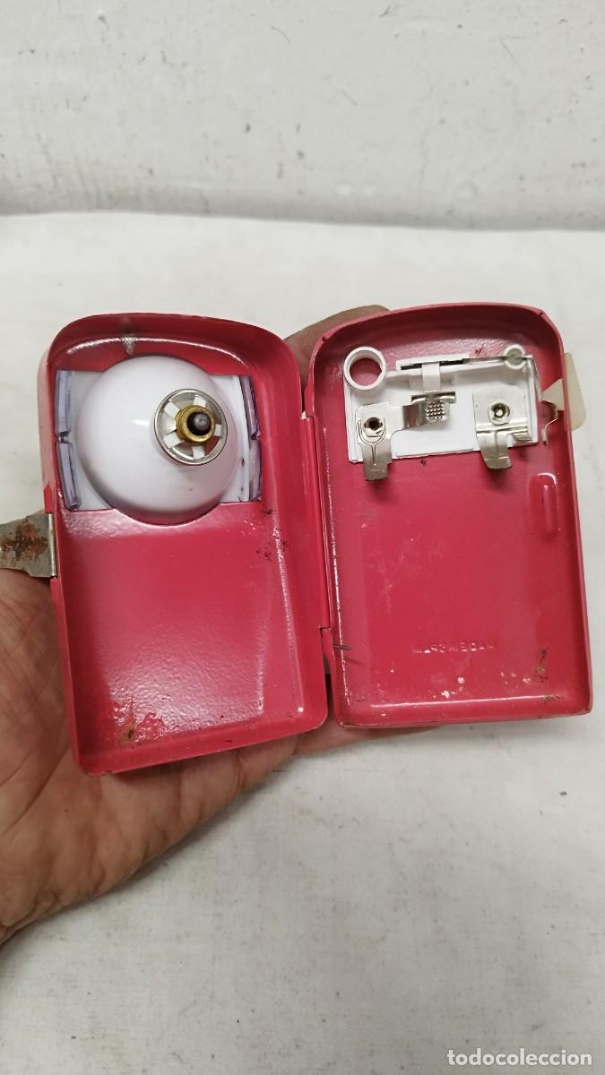 Antig&uuml;edades: antigua linterna marca Cegasa,sin probar - Foto 7