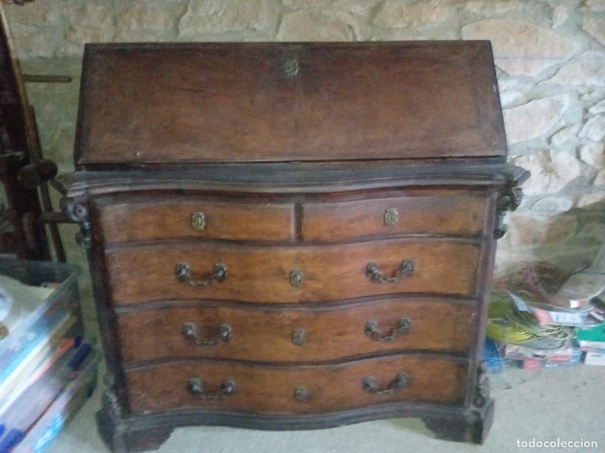 Antig&uuml;edades: Canterano catalan siglo XVll - Foto 1