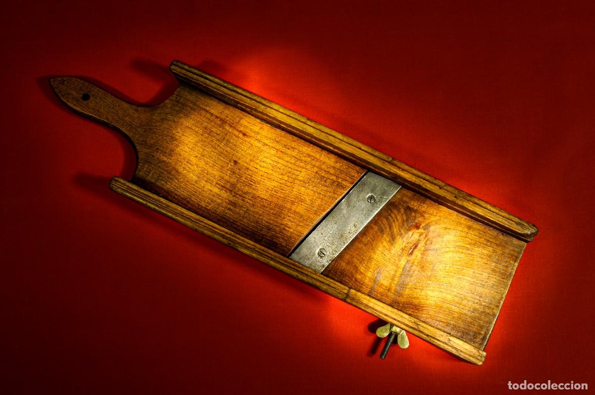 Antig&uuml;edades: Antigua mandolina de madera - Foto 4
