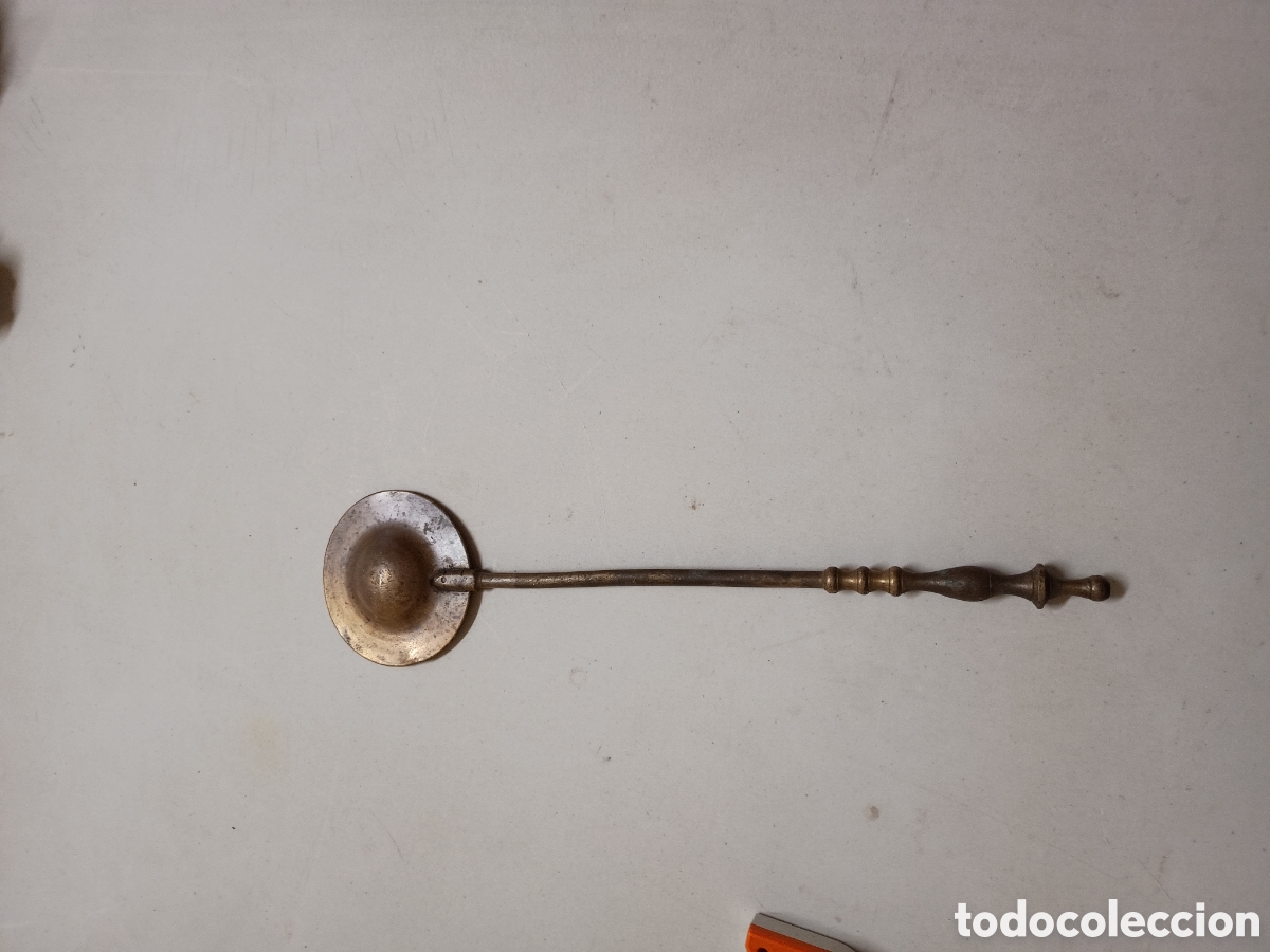 Antig&uuml;edades: Pala de bronce para brasero - Foto 3