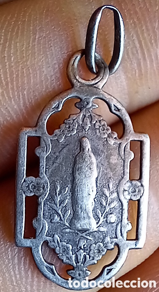 Antig&uuml;edades: PEQUE&Ntilde;A MEDALLA VIRGEN - Foto 1