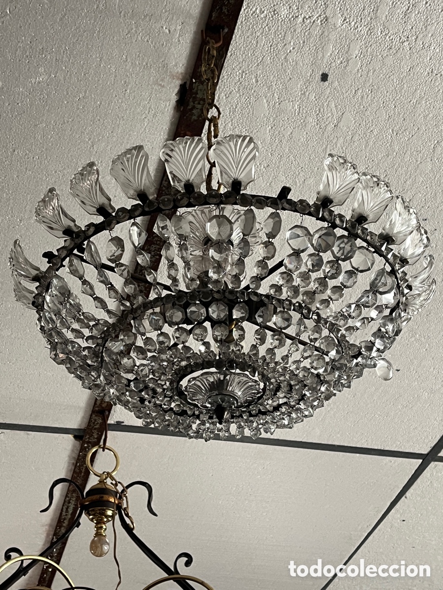 Antig&uuml;edades: L&aacute;mpara de techo antigua de cristal. - Foto 1