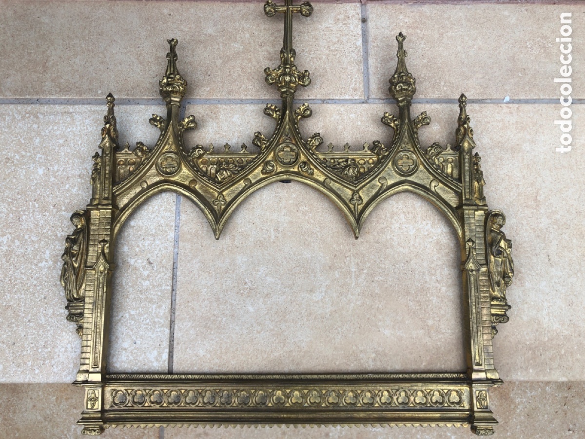 Antig&uuml;edades: Sacra Siglo XX de bronce - Foto 1