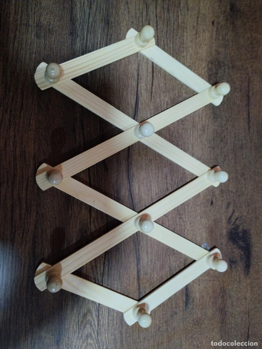 Antig&uuml;edades: perchero acordeon de madera-nuevo - Foto 3