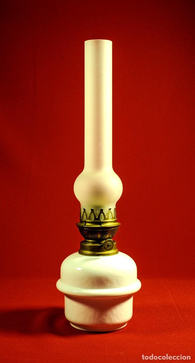 Antig&uuml;edades: Antiguo Quinque de Opalina y cristal mate - Foto 5