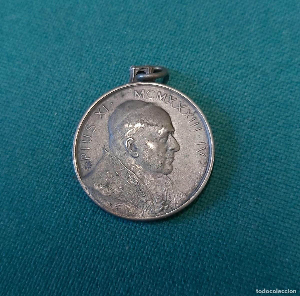 Antig&uuml;edades: Medalla religiosa - Foto 1