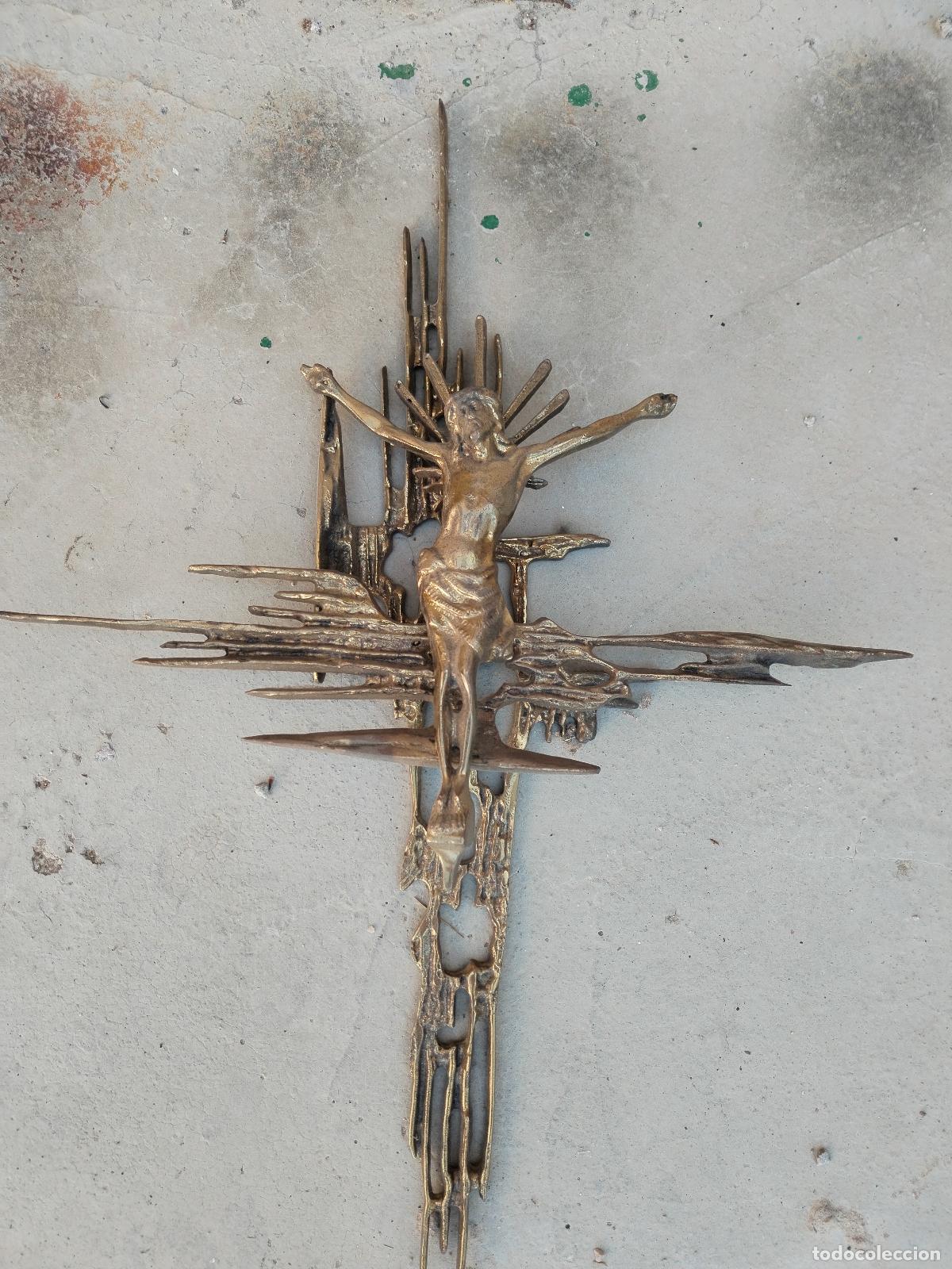Antig&uuml;edades: cristo en la cruz de bronce - Foto 4