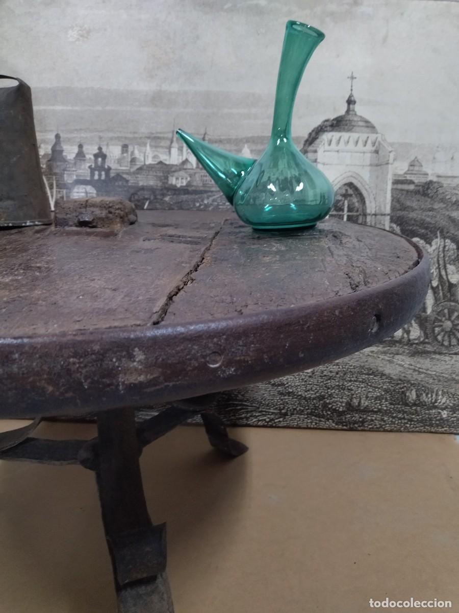 Antig&uuml;edades: Mesa de rueda de carro y forja de hierro - Foto 5