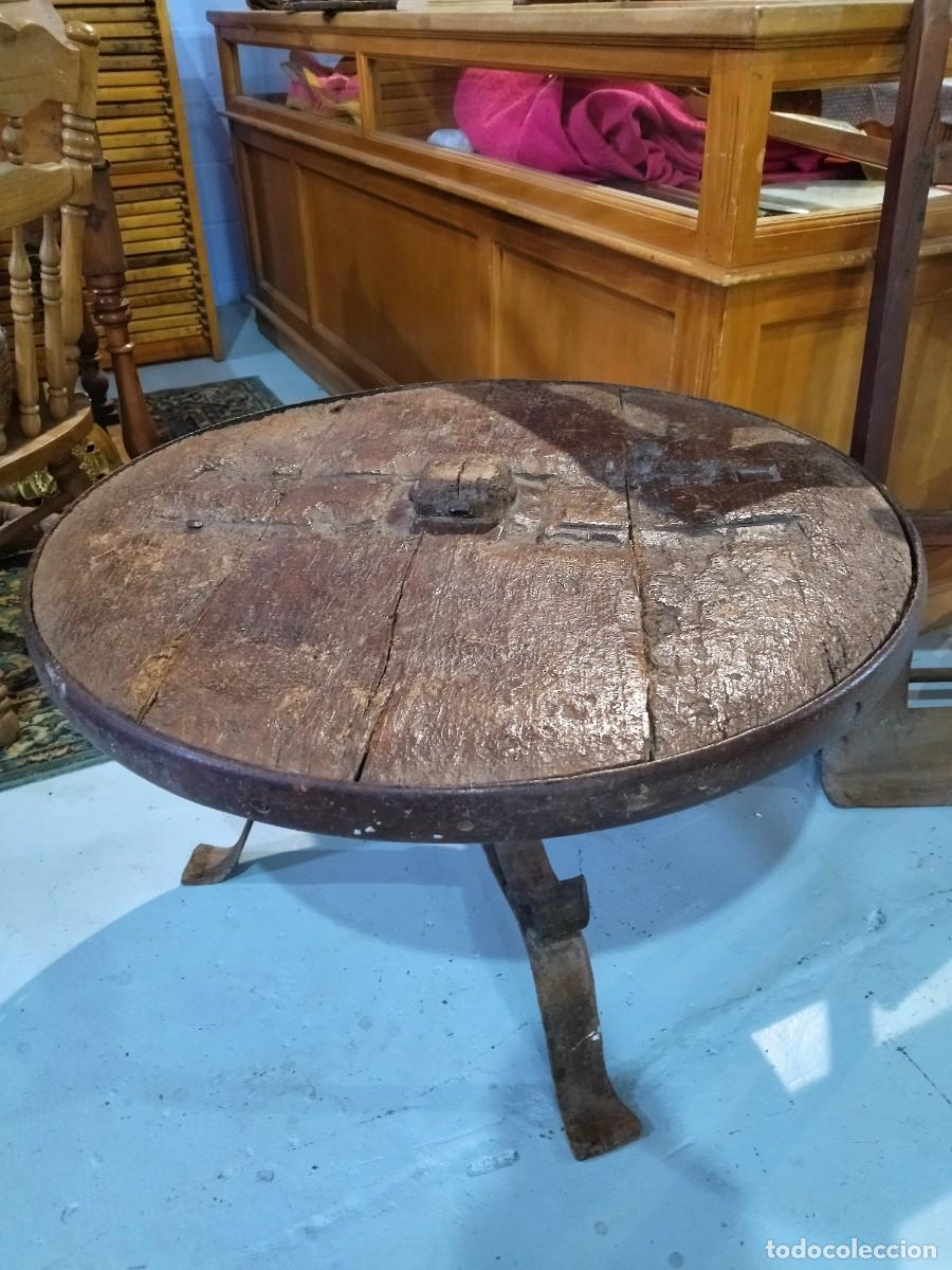 Antig&uuml;edades: Mesa de rueda de carro y forja de hierro - Foto 20