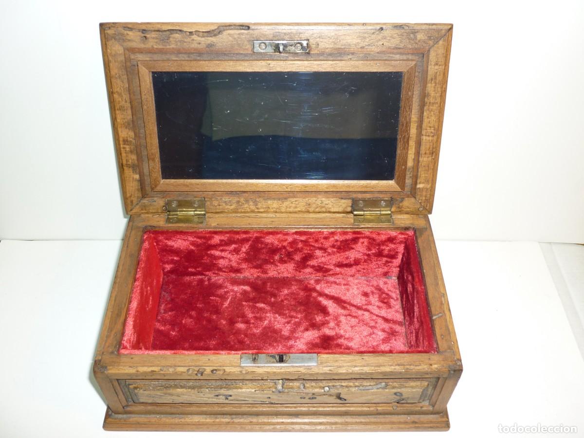 Antig&uuml;edades: CAJA DE MADERA RUSTICA - Foto 7