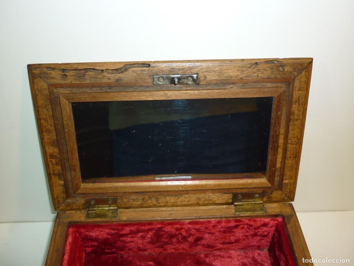 Antig&uuml;edades: CAJA DE MADERA RUSTICA - Foto 9