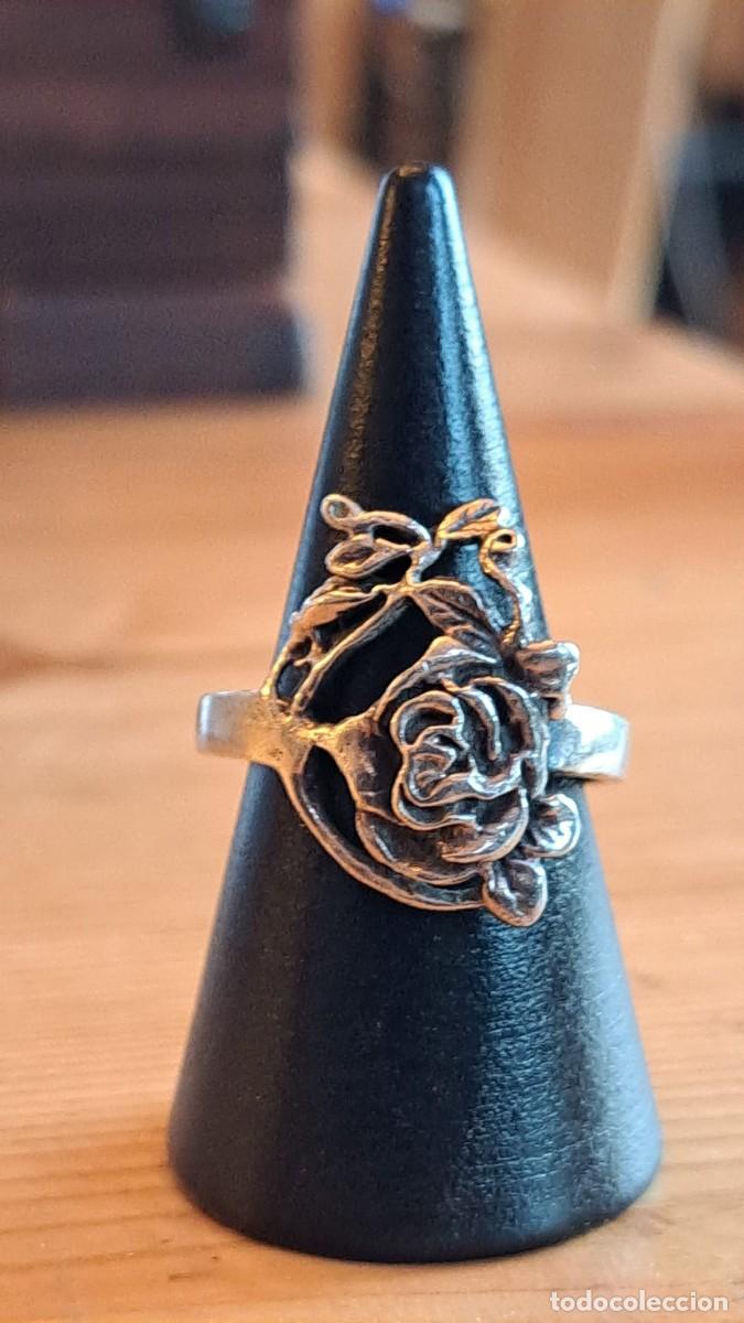Antig&uuml;edades: Anillo Plata Vieja Rosa Tallada - Foto 1