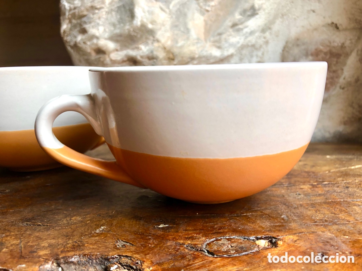 Antig&uuml;edades: 2 TAZAS DE DESAYUNO GRANDES . - Foto 1