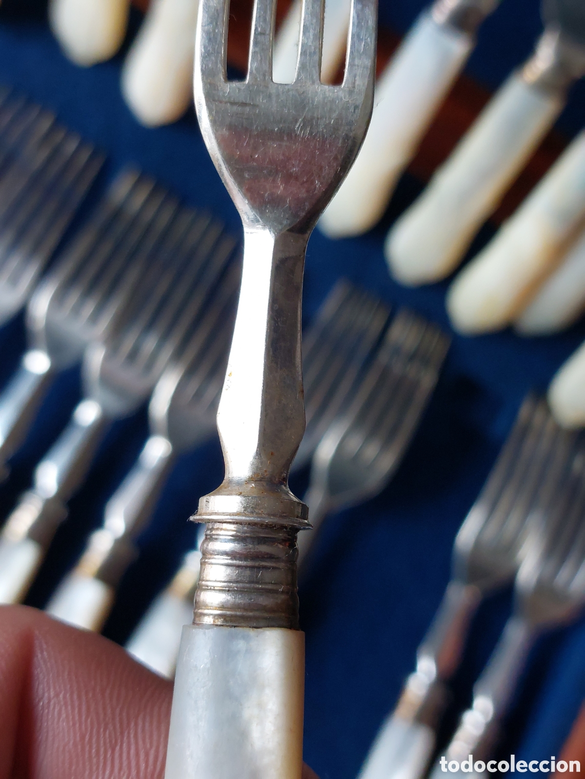 Antig&uuml;edades: Estuche de cubiertos nacarados - Foto 11