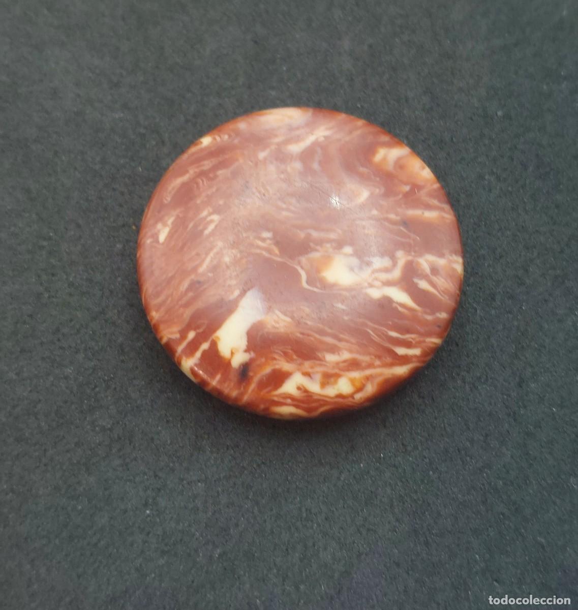 Antig&uuml;edades: BOT&Oacute;N SIMIL JASPE ROJO 27 mm - Foto 1