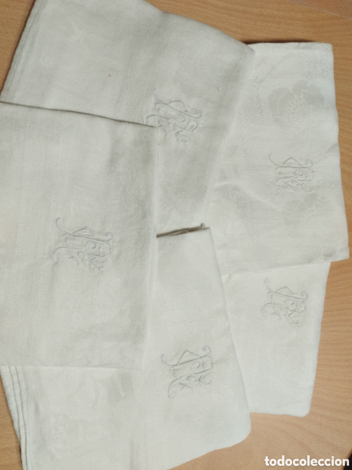 Antig&uuml;edades: 5 PA&Ntilde;OS DE COCINA DE ALGOD&Oacute;N BROCADO. Rf . 280/d) - Foto 1