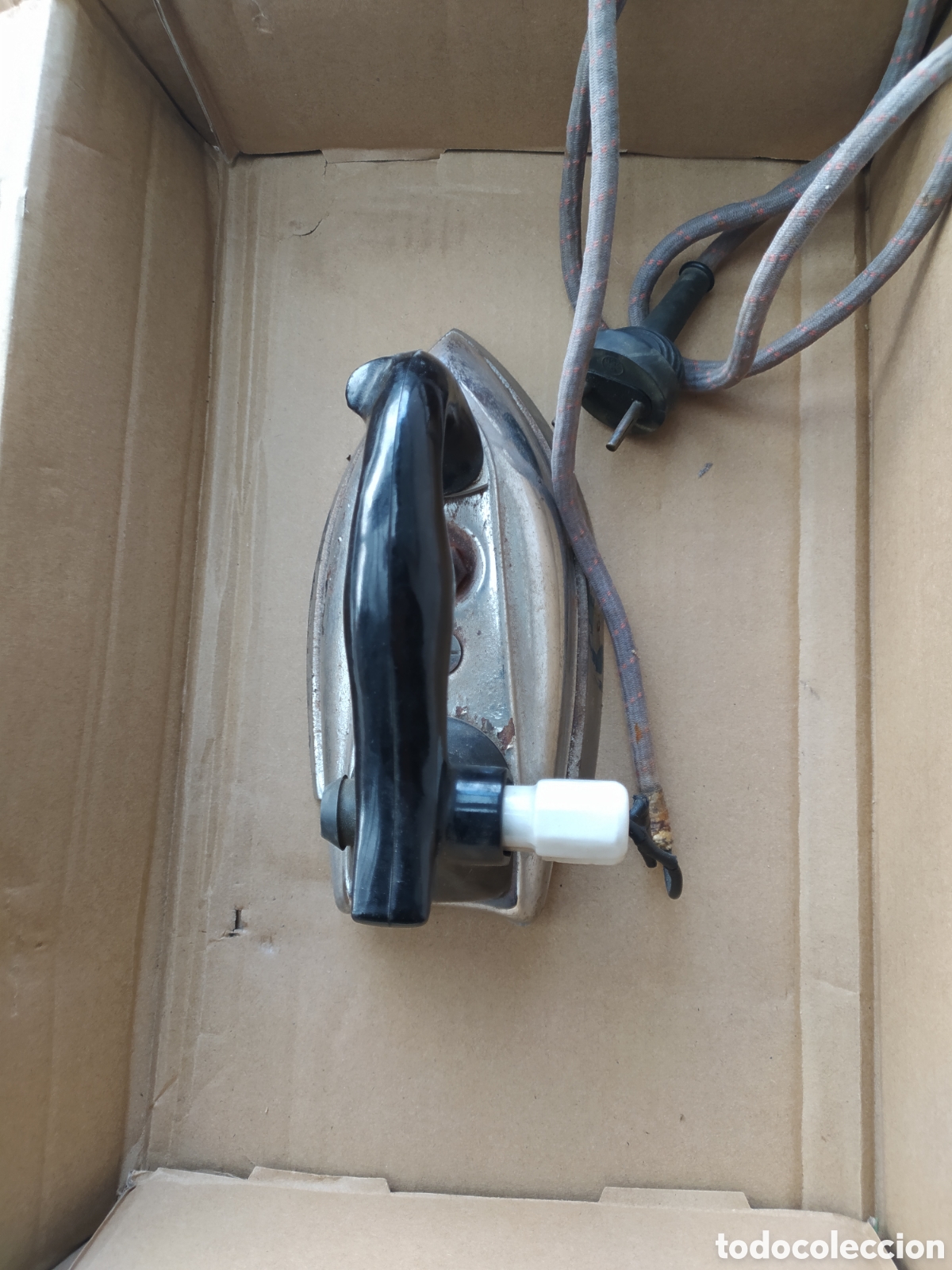 Antiques: Antigua plancha electrica.Solac