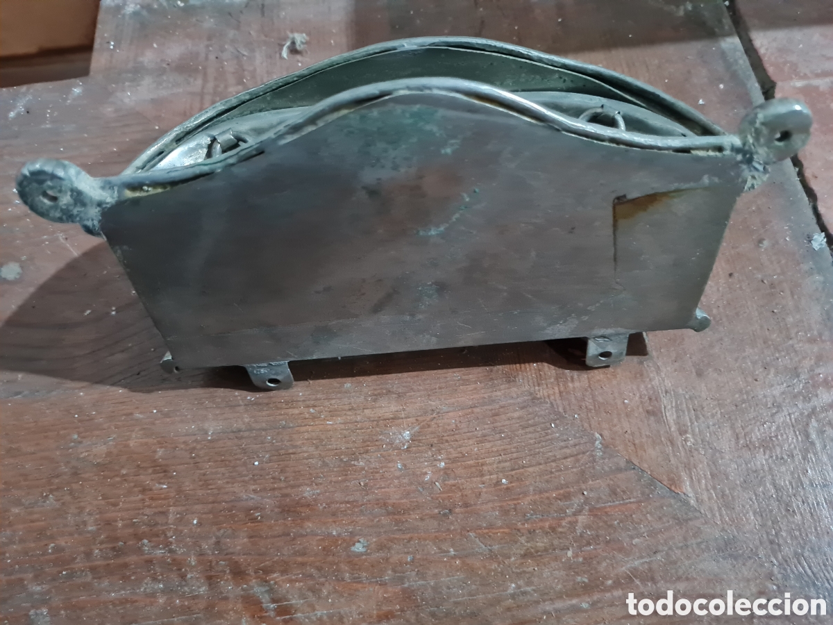 Antig&uuml;edades: Antiguo cenicero de tren - Foto 5