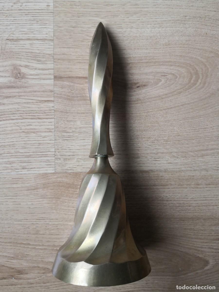 Antig&uuml;edades: CAMPANA DE BRONCE - Foto 1