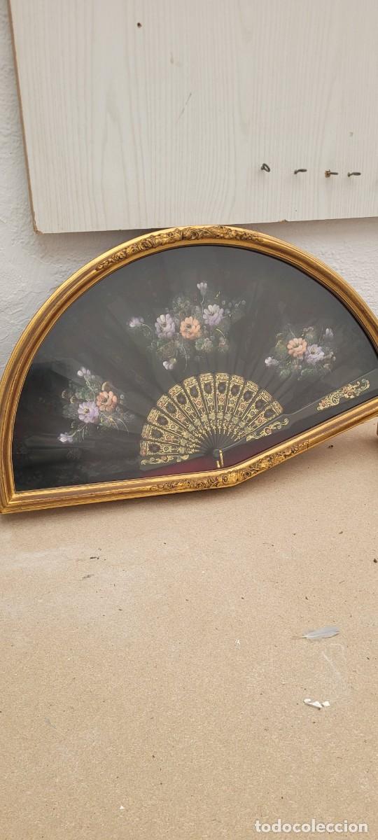 Antig&uuml;edades: Abanico con abaniquera - Foto 2