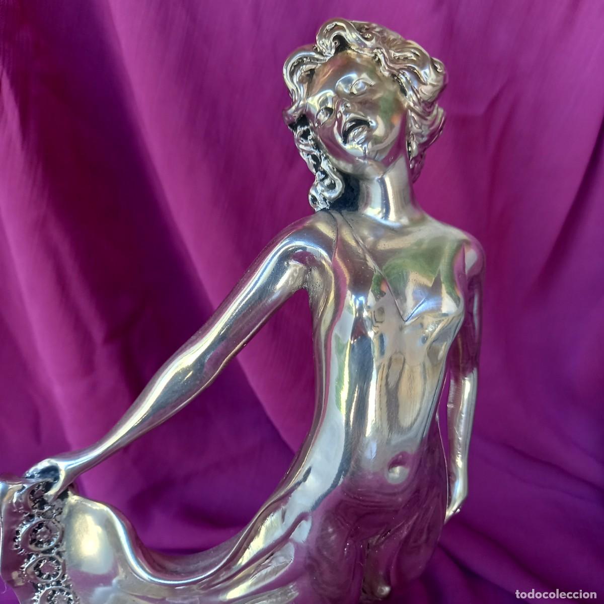 Antig&uuml;edades: FIGURA DAMA BA&Ntilde;O PLATA. - Foto 2
