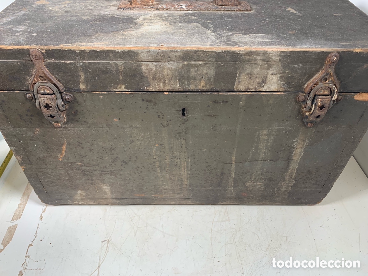 Antig&uuml;edades: 01_ Antiguo ba&uacute;l de viaje - Foto 2