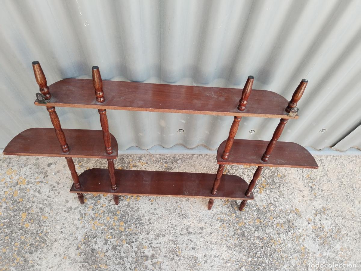 Antig&uuml;edades: repisa de madera - Foto 4