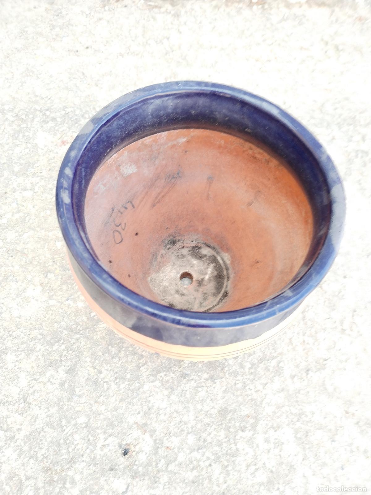 Antig&uuml;edades: macetero de ceramica con esmalte azul - Foto 2