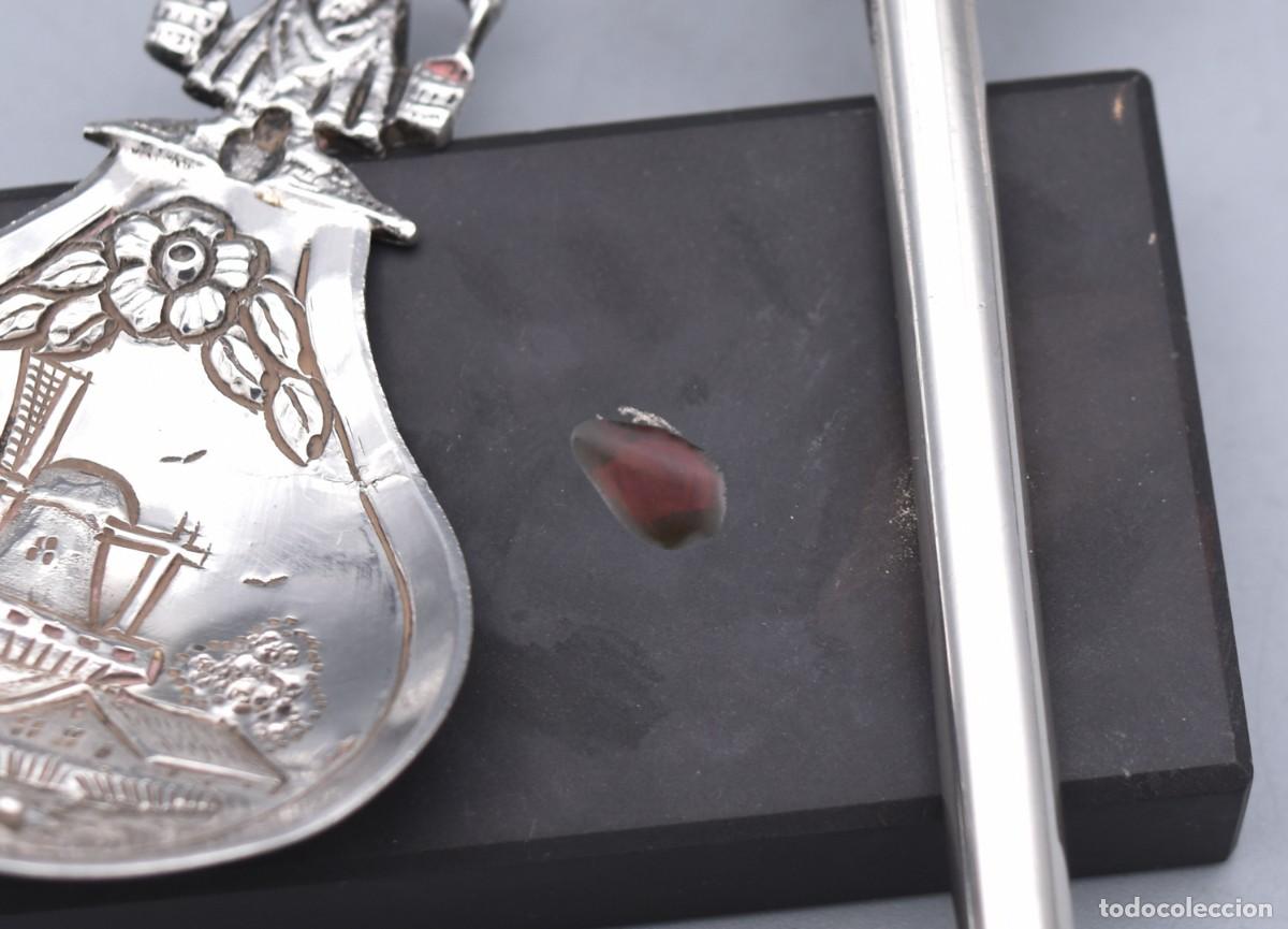 Antig&uuml;edades: Plata - Servicio de mesa - Cucharas y pincho - Foto 10