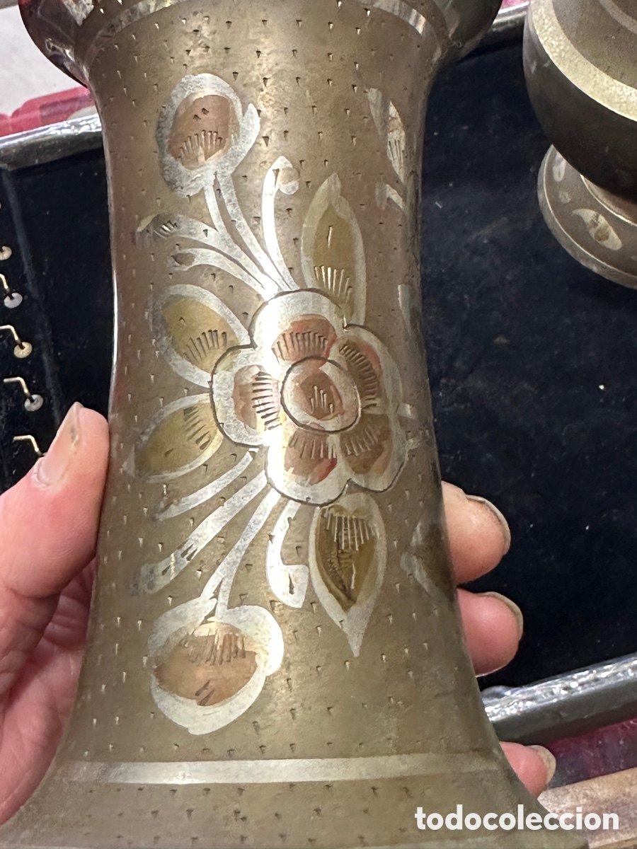 Antig&uuml;edades: Lote de 2 floreros metal y esmalte - Foto 3