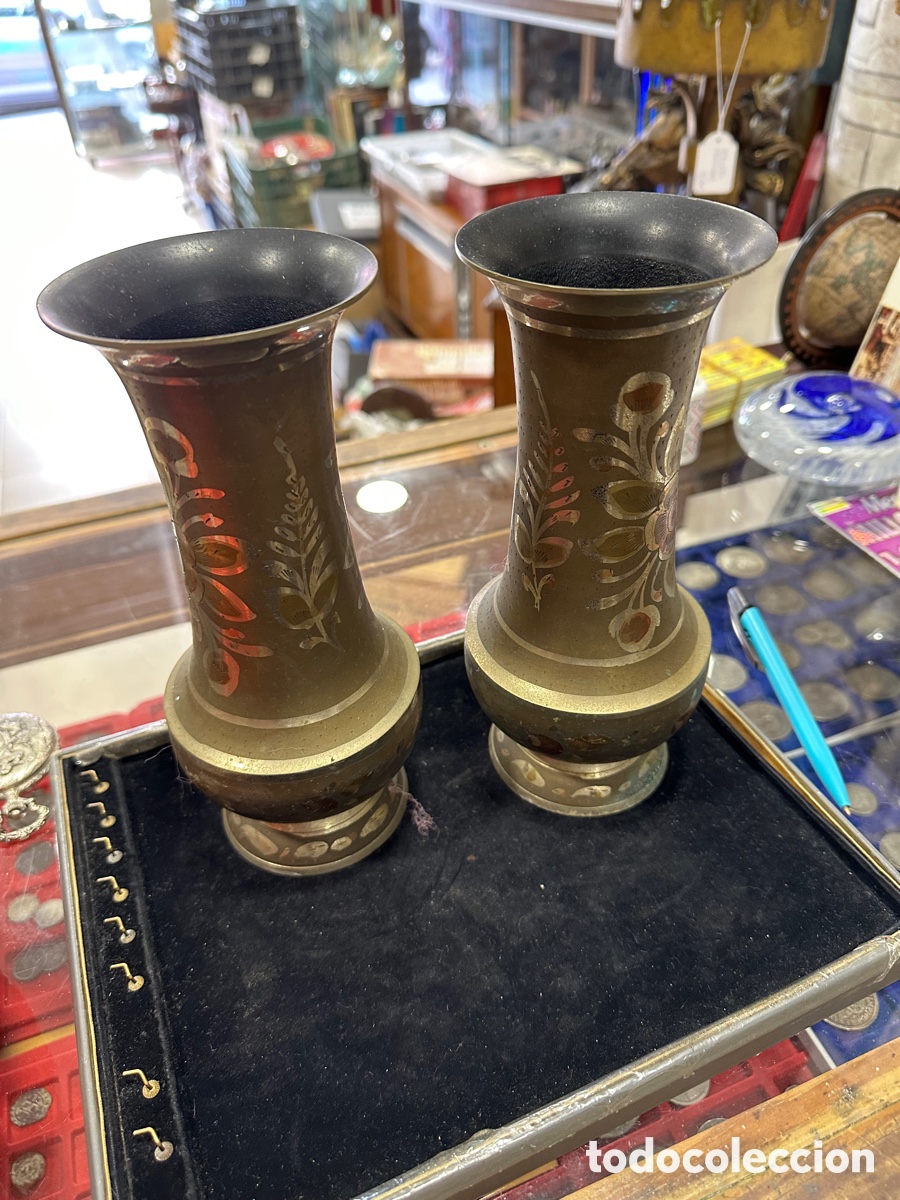 Antig&uuml;edades: Lote de 2 floreros metal y esmalte - Foto 1