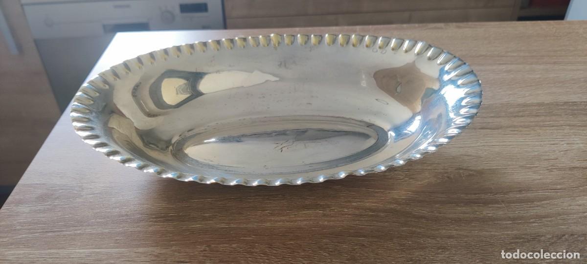 Antig&uuml;edades: Bandeja ovalada ba&ntilde;ada plata - Foto 1