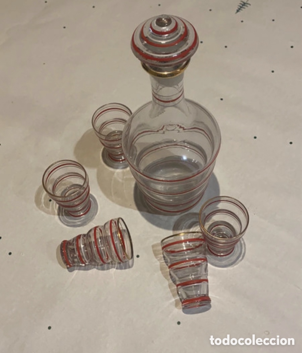 Antig&uuml;edades: Licorera a&ntilde;os 50 con 5 vasitos - Foto 1