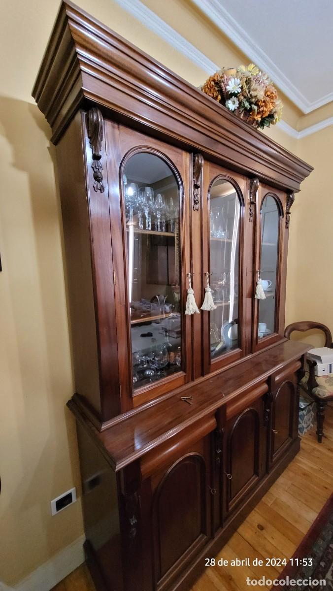 Antig&uuml;edades: Vitrina aparador comedor - Foto 1
