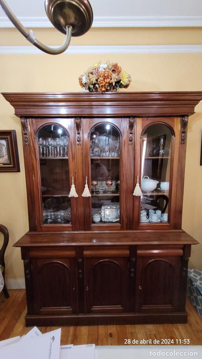 Antig&uuml;edades: Vitrina aparador comedor - Foto 2