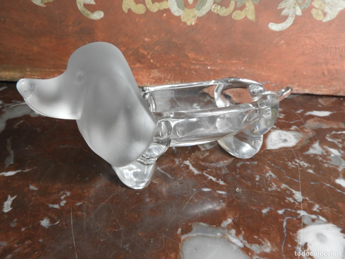 Antig&uuml;edades: CENICERO DE CRISTAL CON FORMA DE PERRO SALCHICHA - Foto 6
