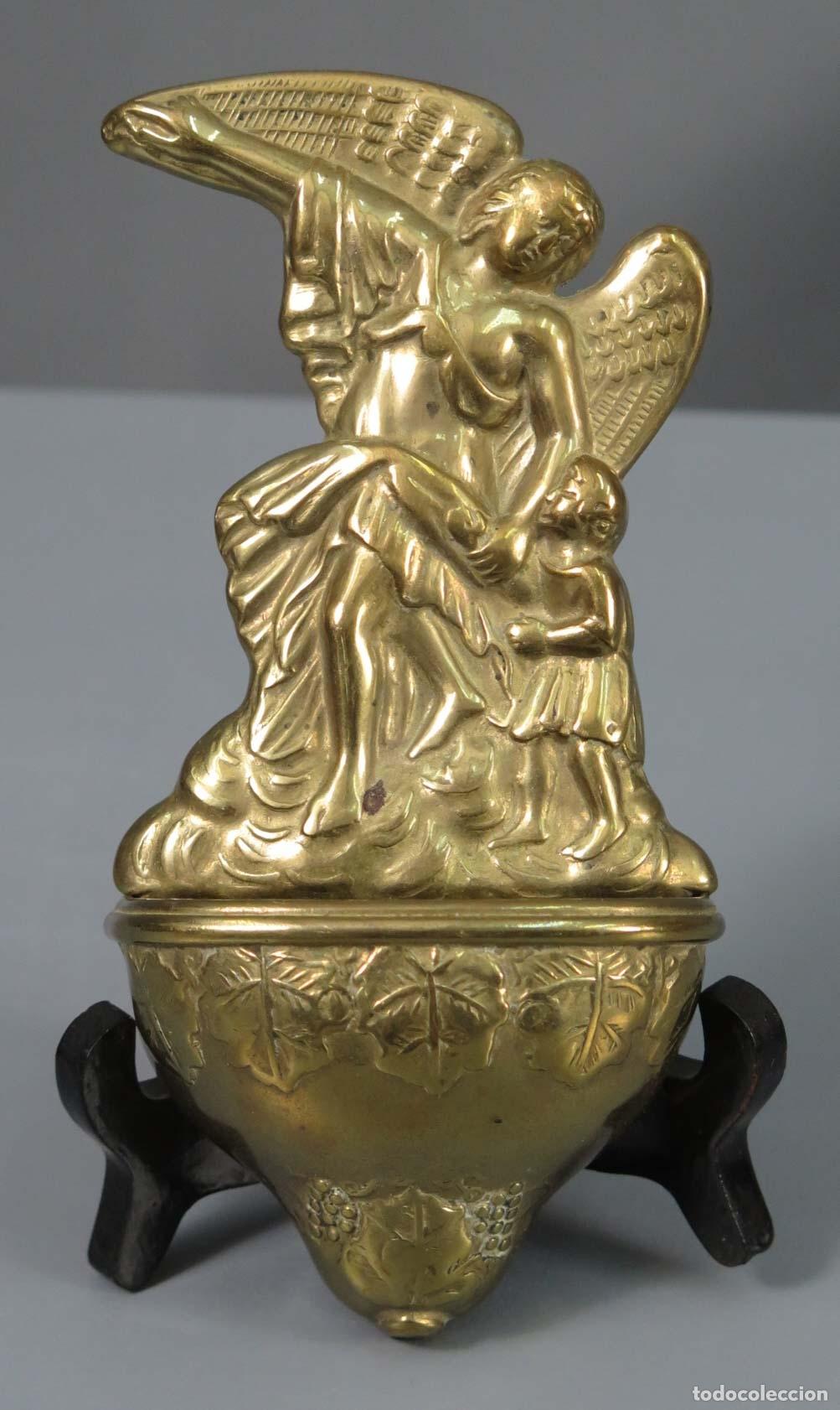 Antig&uuml;edades: BENDITERA ANGEL DE LA GUARDA. BRONCE. SIGLO XX - Foto 1