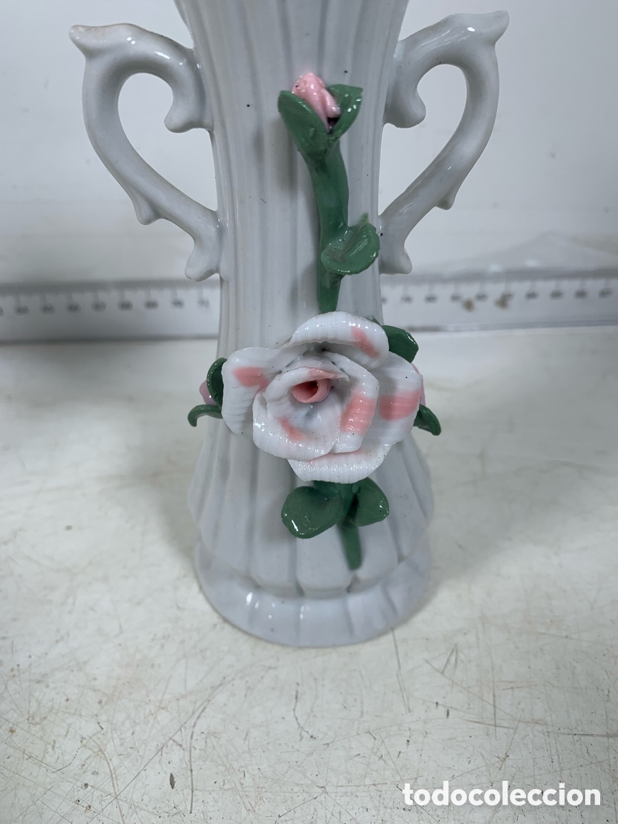 Antig&uuml;edades: 01_ florero cer&aacute;mica Capodimonte - Foto 2