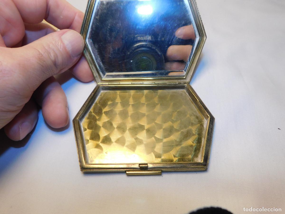 Antig&uuml;edades: Polvera esmaltada decada de &acute;40 - Foto 6