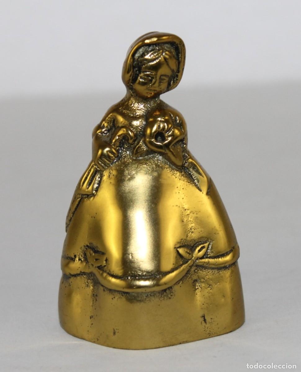 Antig&uuml;edades: Campana en bronce con forma de dama del siglo XIX - Foto 1