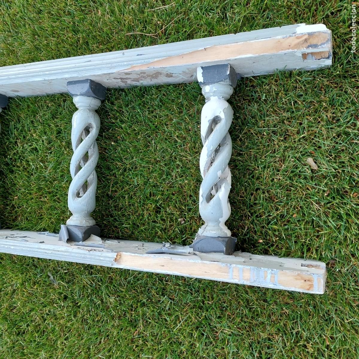 Antig&uuml;edades: Antigua barandilla columnas torneadas madera - Foto 2