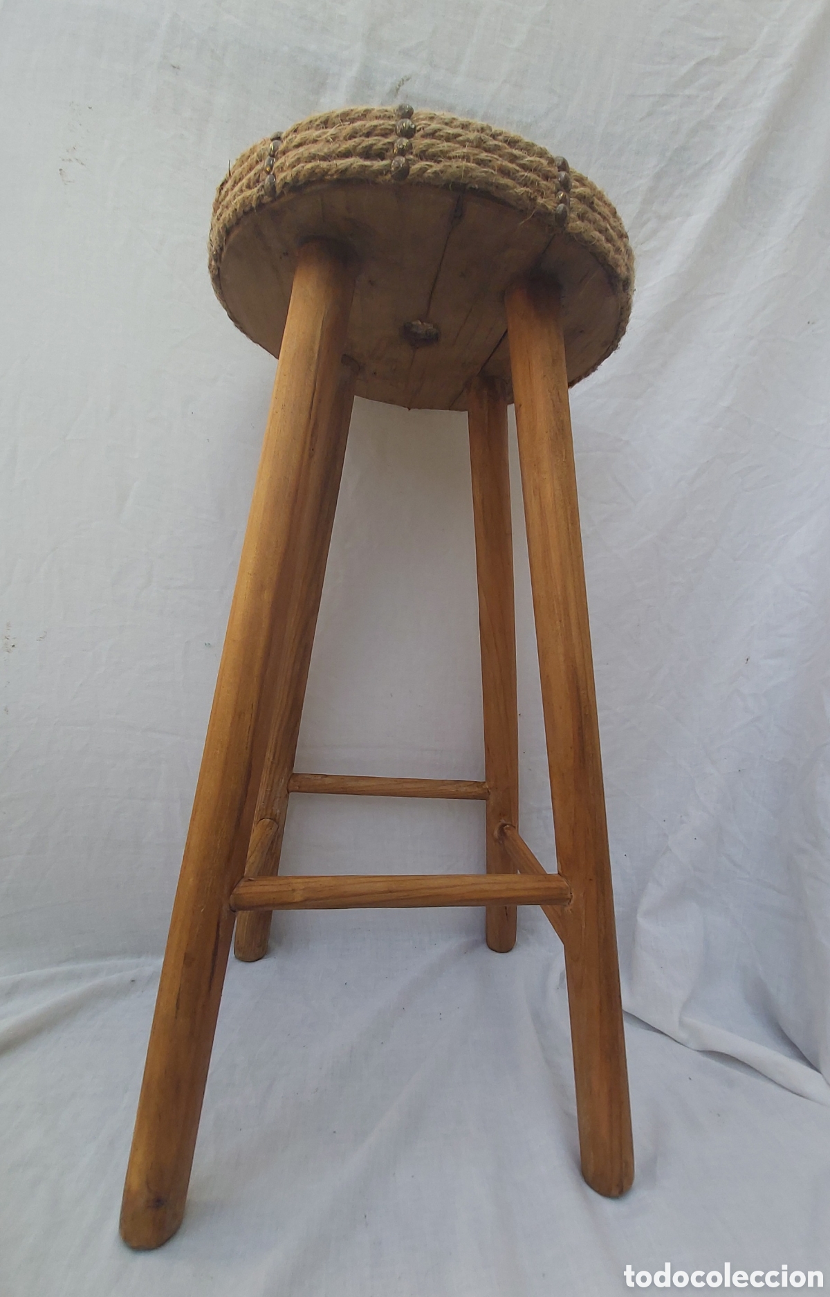 Antig&uuml;edades: Taburete alto DE MADERA - Foto 4