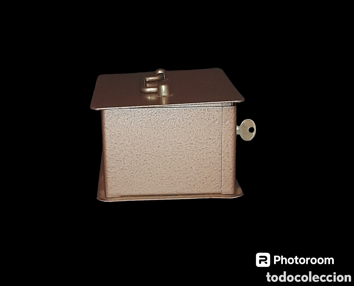 Antig&uuml;edades: Caja de caudales. - Foto 3