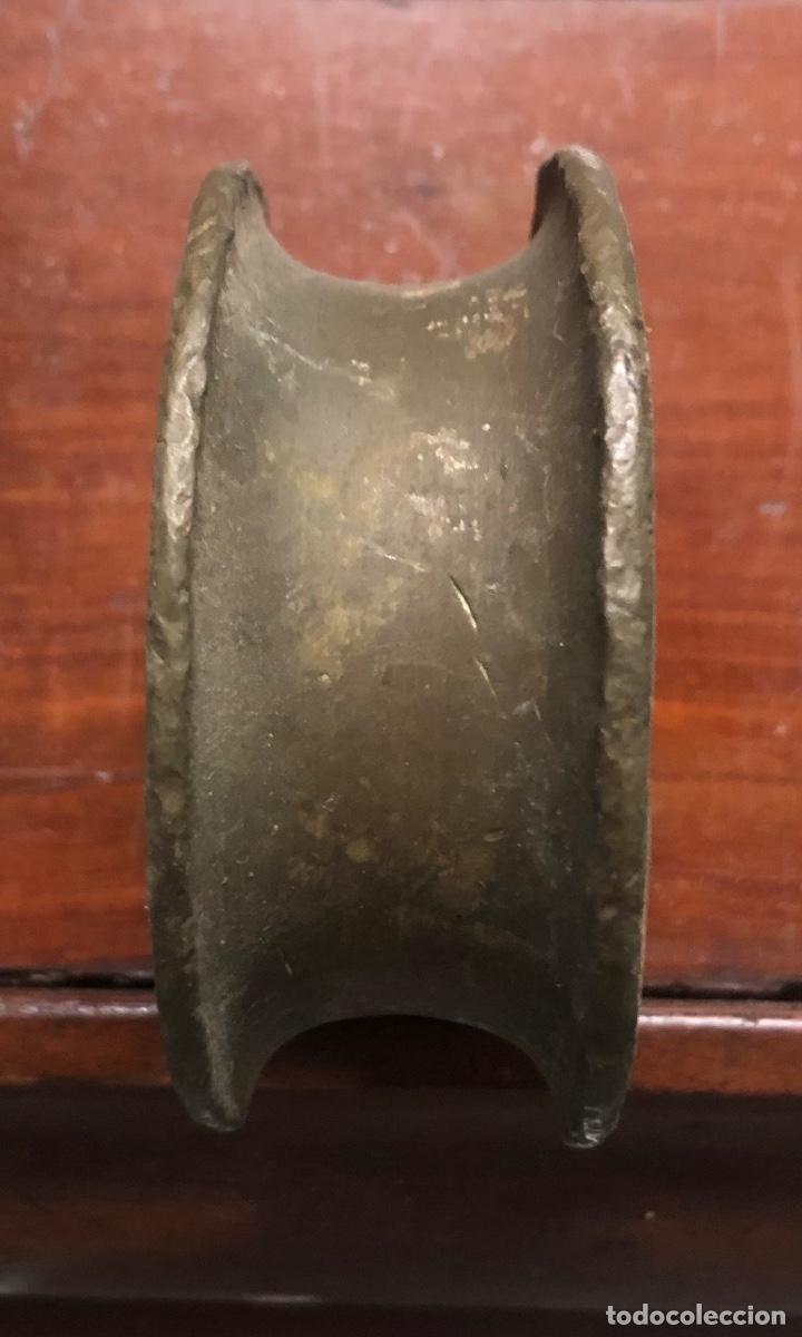 Antig&uuml;edades: SOPORTE CIRCULAR DE LATON, BASE PARA OBJETOS - TG - Foto 2