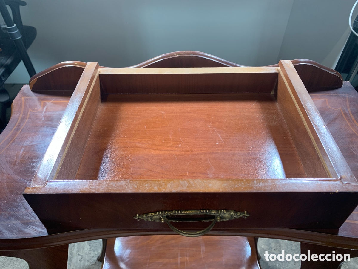 Antig&uuml;edades: 01_mesa velador para restaurar - Foto 17