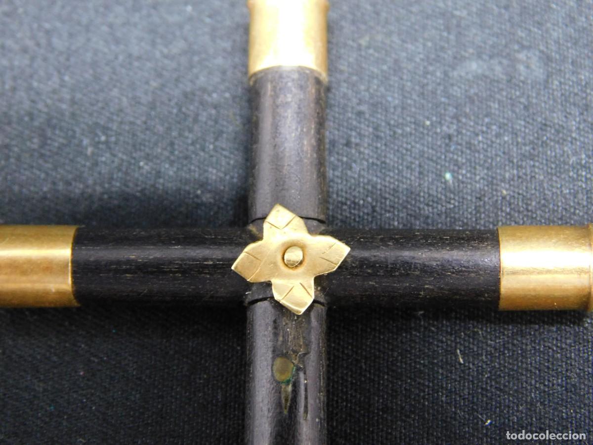 Antig&uuml;edades: CRUZ DE MADERA Y ORO 18K - Foto 3