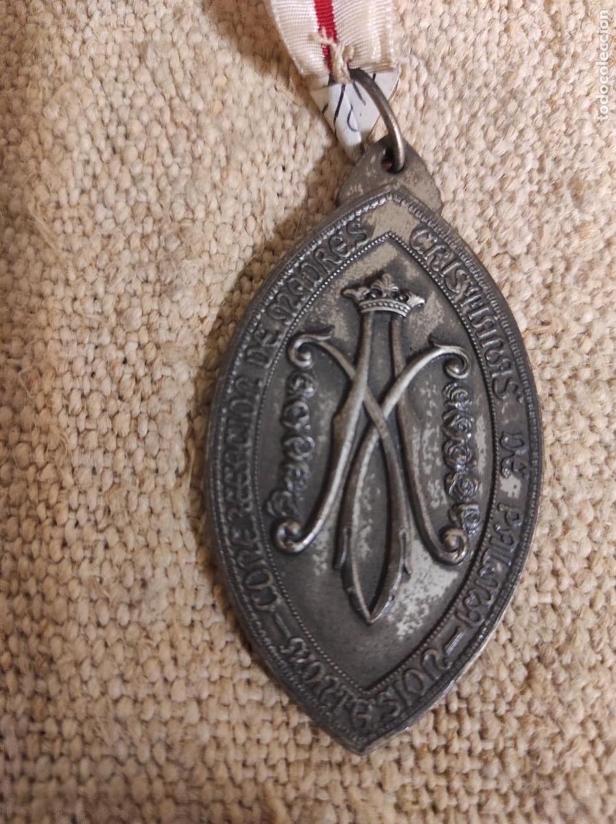 Antig&uuml;edades: medalla metal - Foto 2