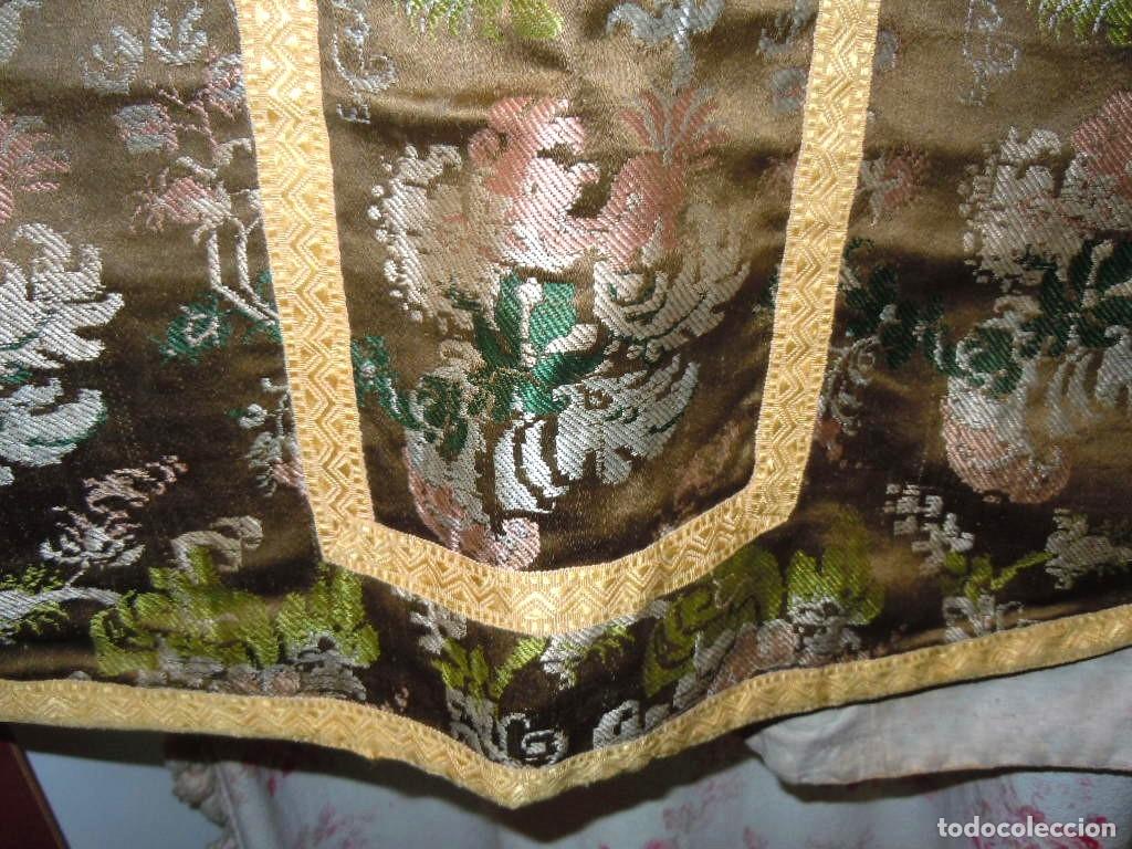 Antig&uuml;edades: CASULLA DE TELA ESPOLINADA - Foto 5