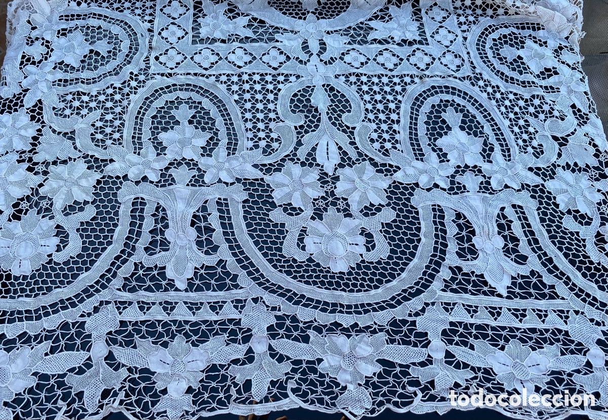 Antig&uuml;edades: Antiguo mantel de encaje veneciano. - Foto 2